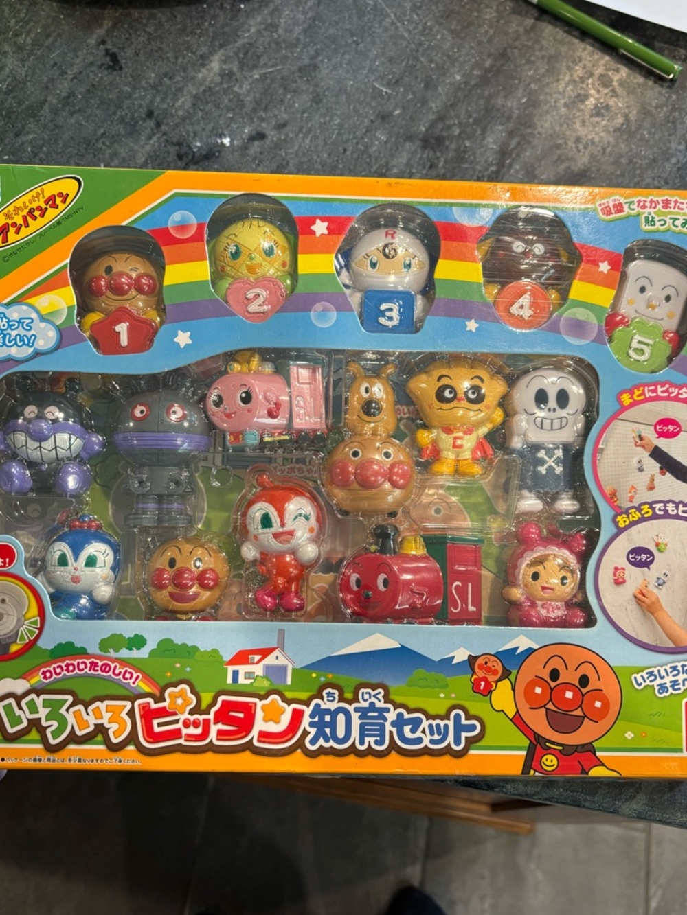 Anpanman suction cup toys figures